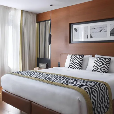 Renaissance Paris Republique Hotel & Spa-3